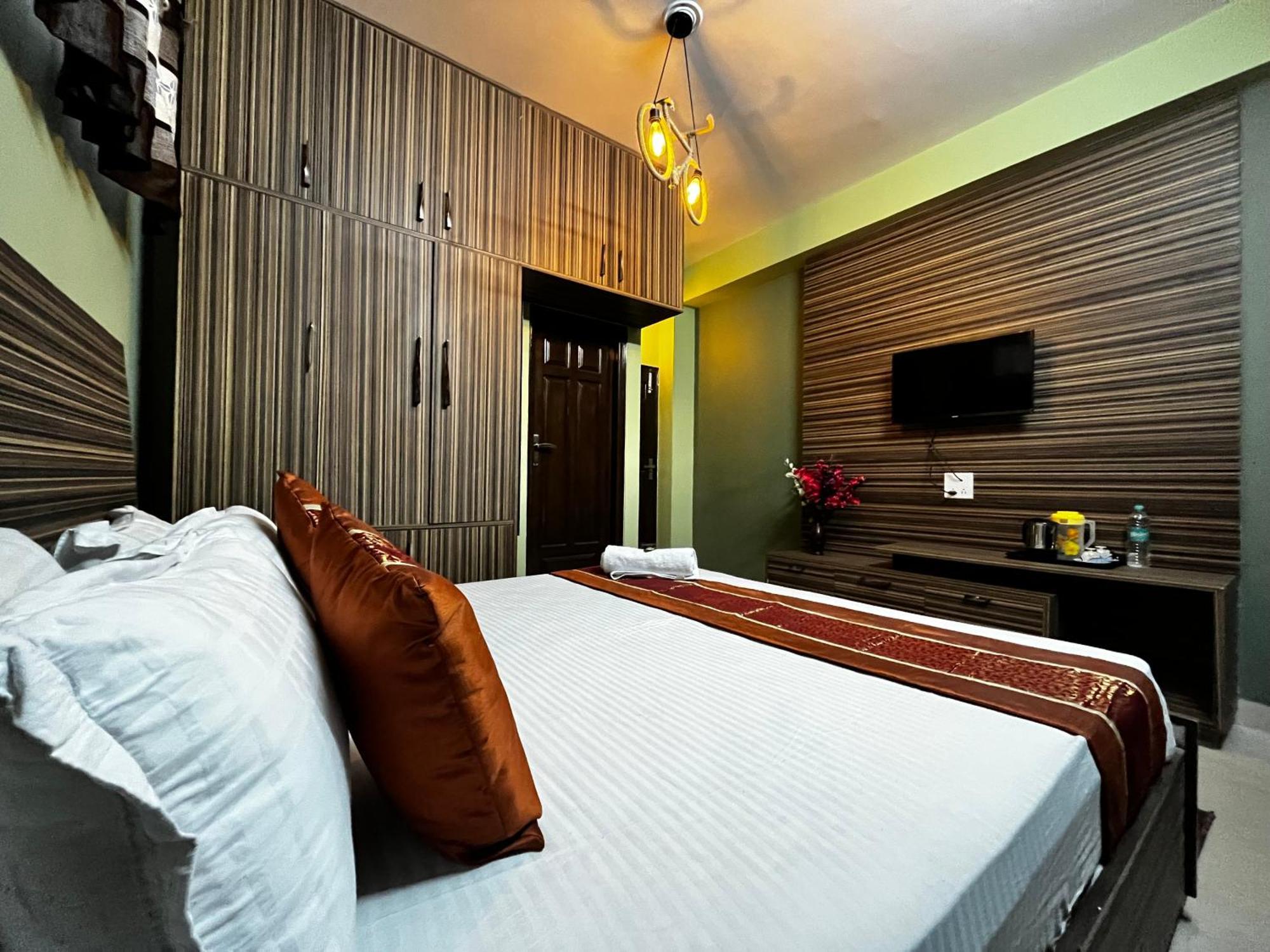 Puri'S Bnb Shimla Exteriör bild