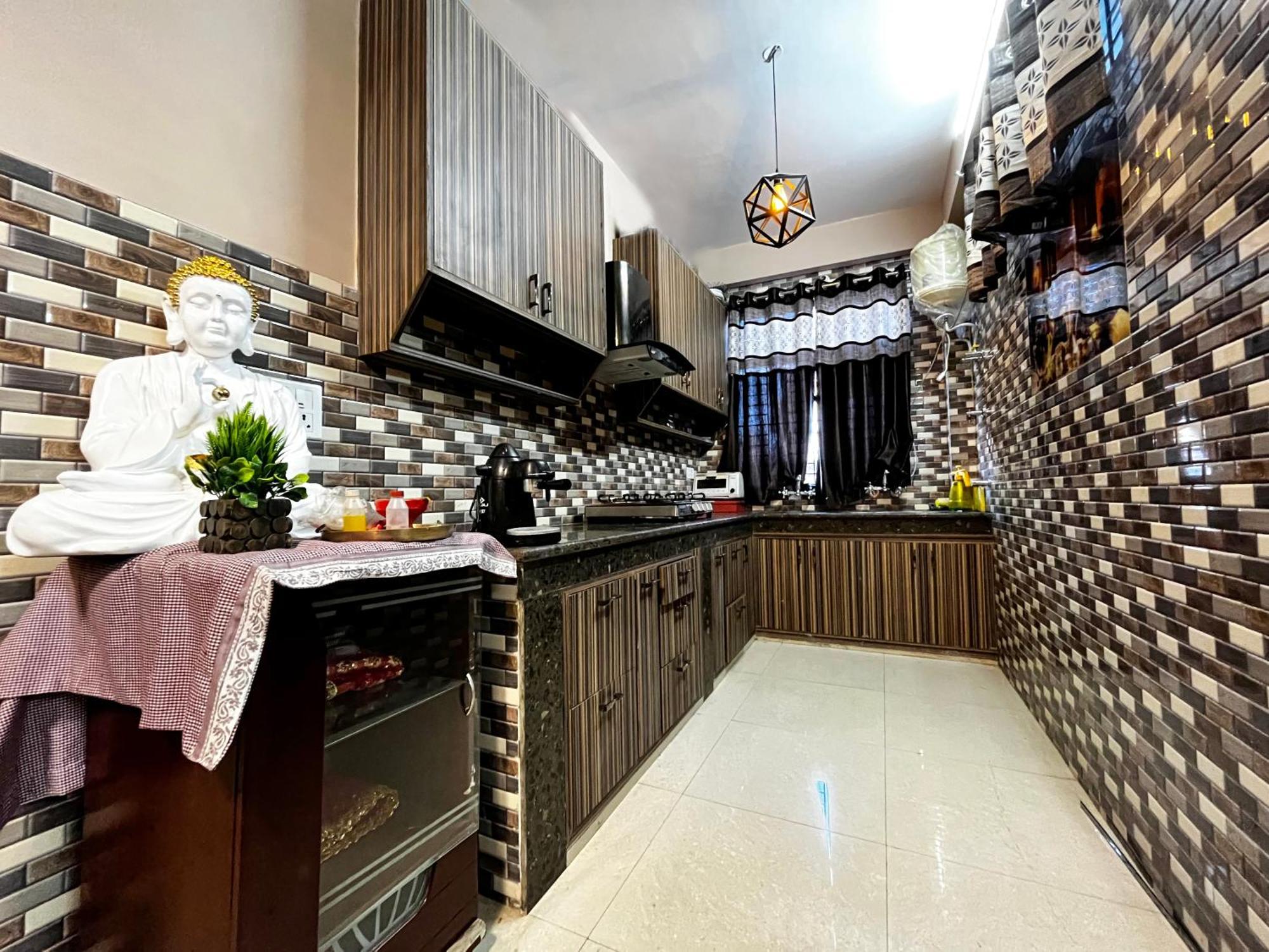 Puri'S Bnb Shimla Exteriör bild