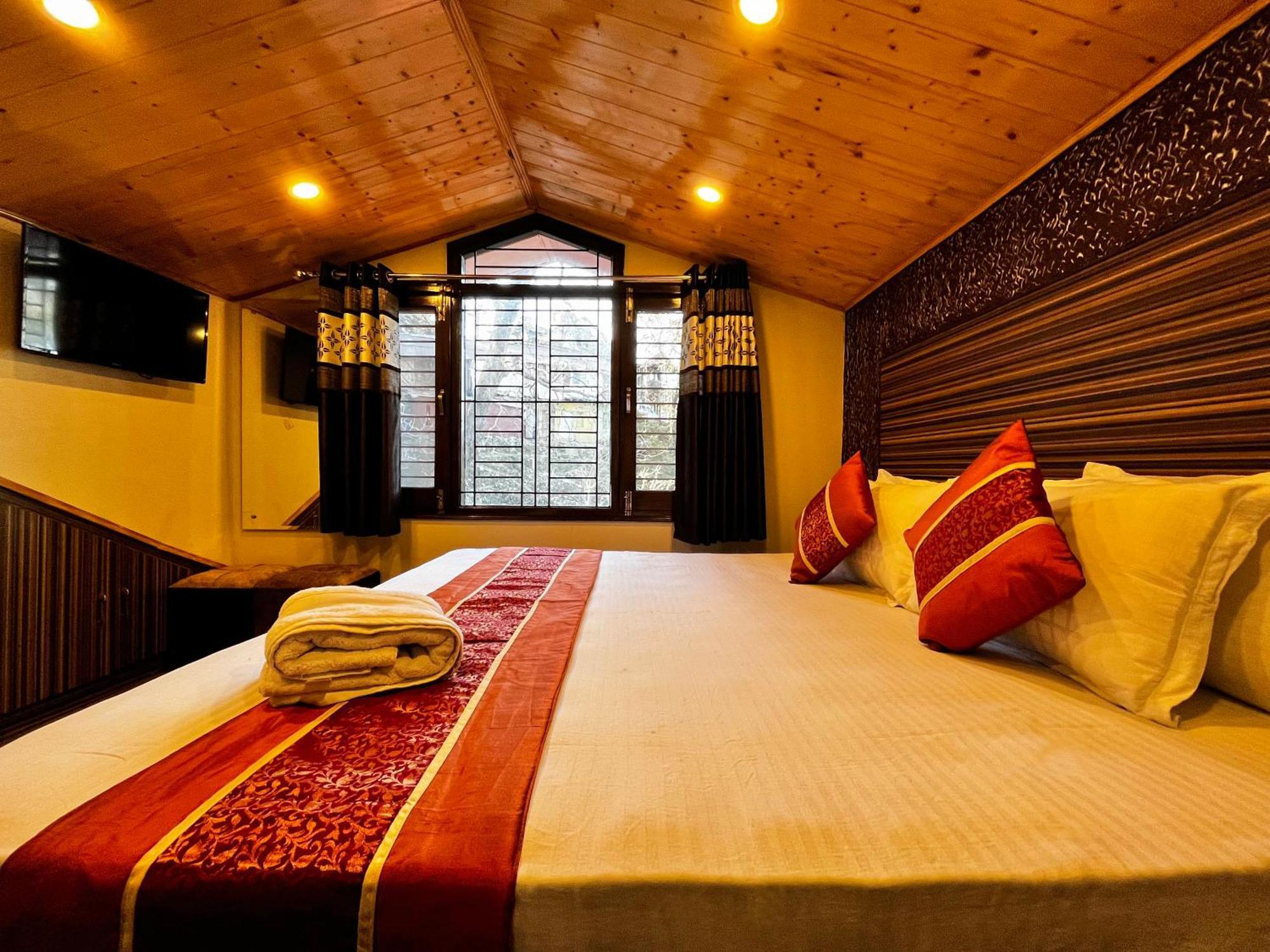 Puri'S Bnb Shimla Exteriör bild
