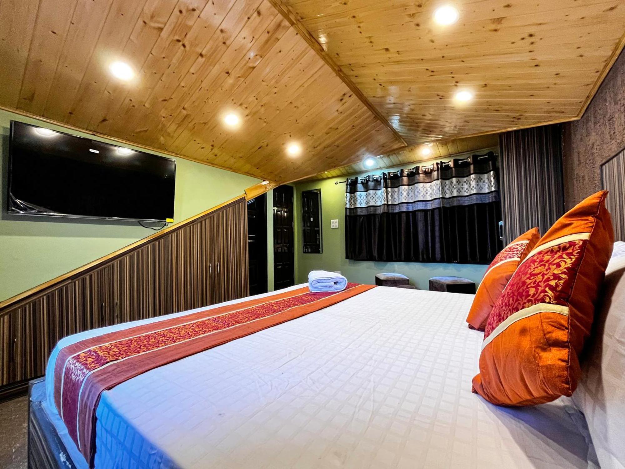 Puri'S Bnb Shimla Exteriör bild