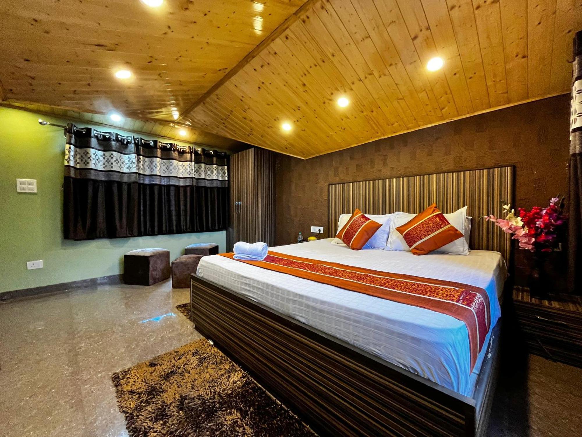 Puri'S Bnb Shimla Exteriör bild