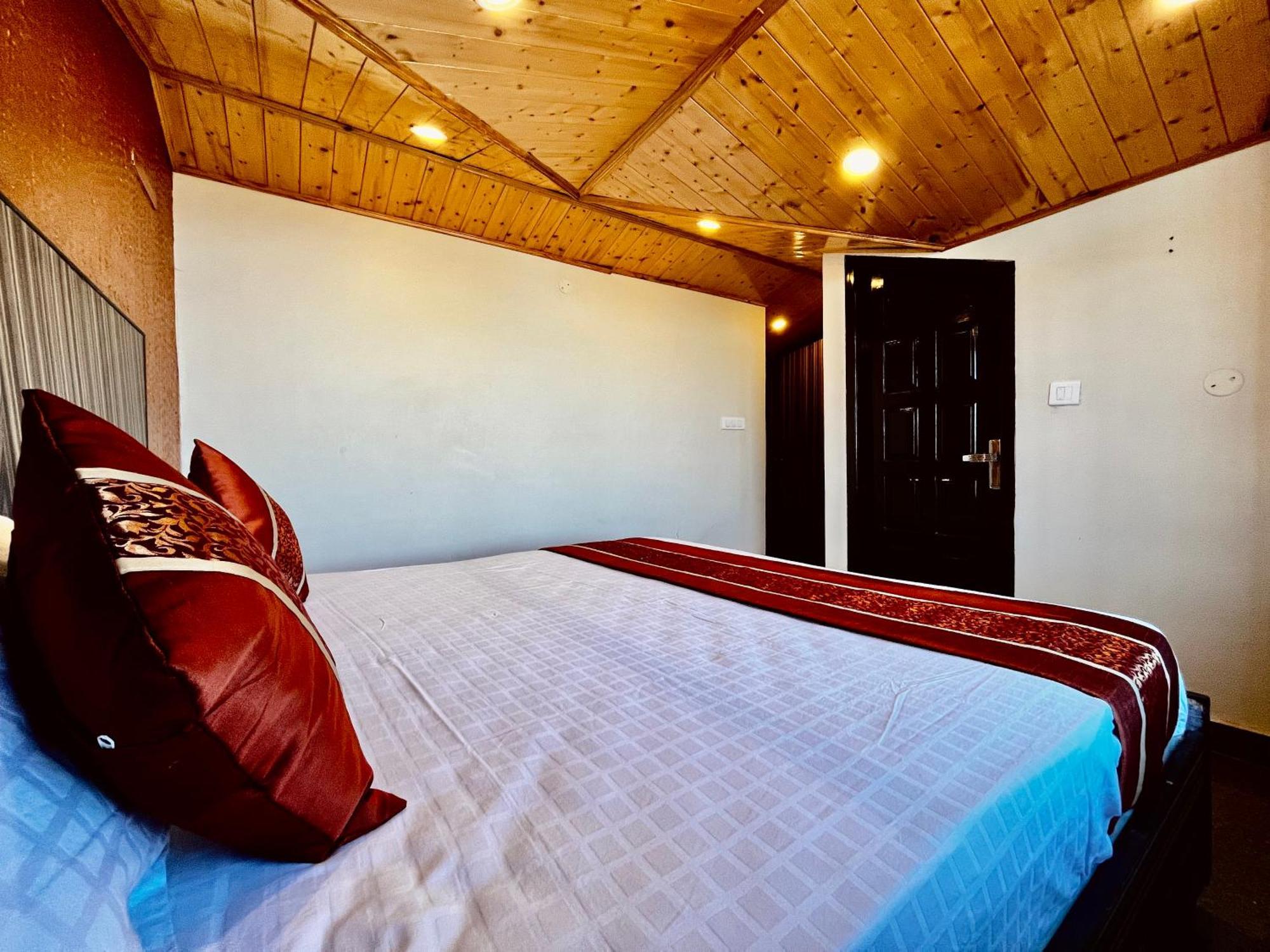 Puri'S Bnb Shimla Exteriör bild