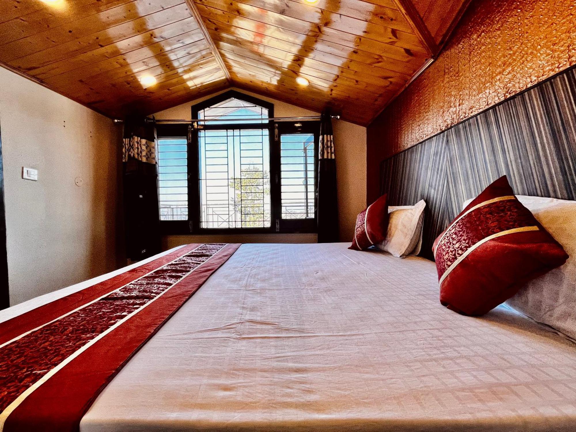Puri'S Bnb Shimla Exteriör bild